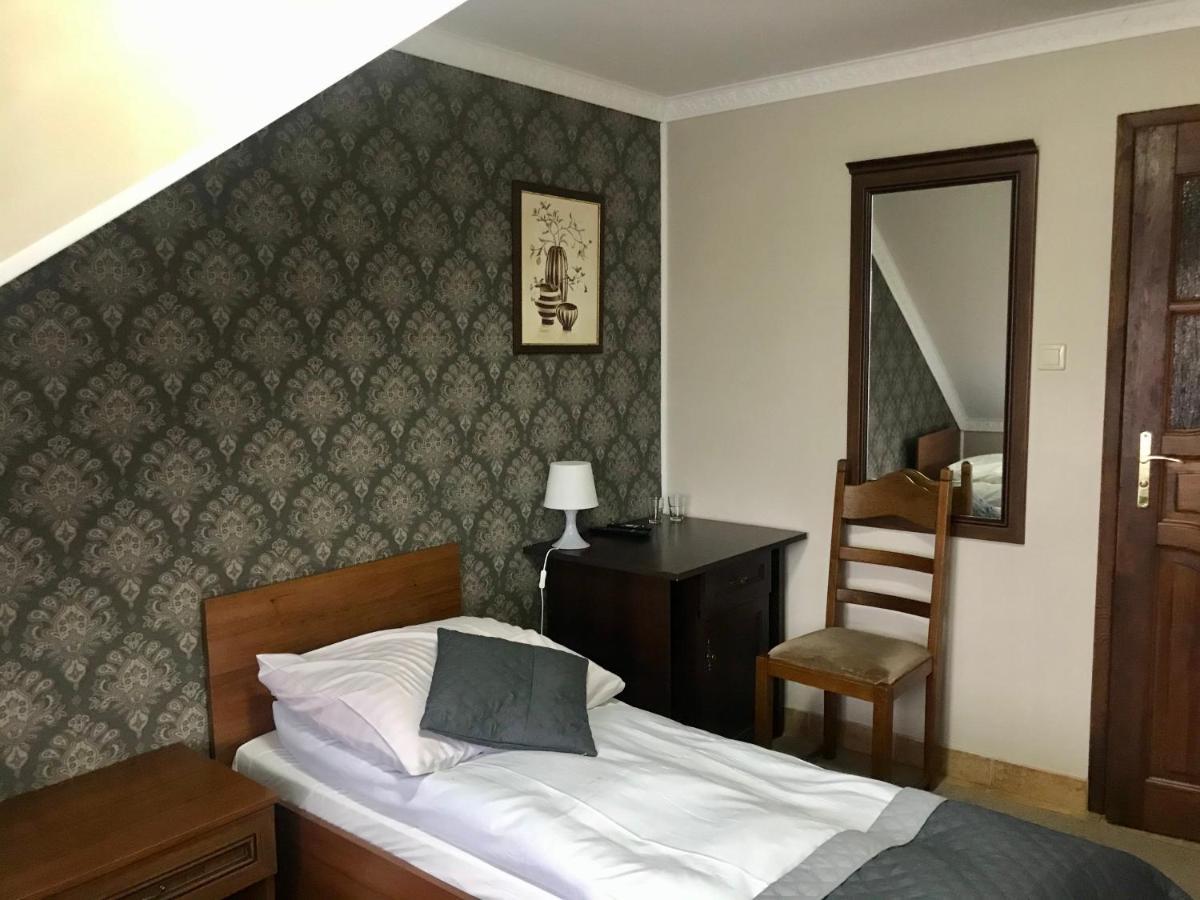 Dworek Biala Dama Nieborów Esterno foto